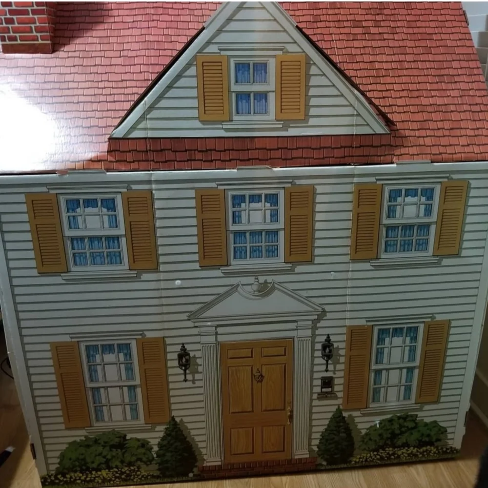 Extremely rare over 4ft high Suzy homemaker cardboard dollhouse - Picture 3 of 16
